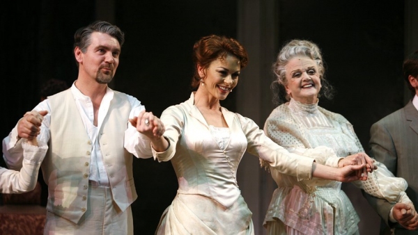 Photos: 2009 Curtain Call Flashback Image