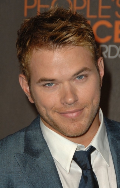 Photo Coverage: People's Choice Awards - Red Carpet Arrivals Image