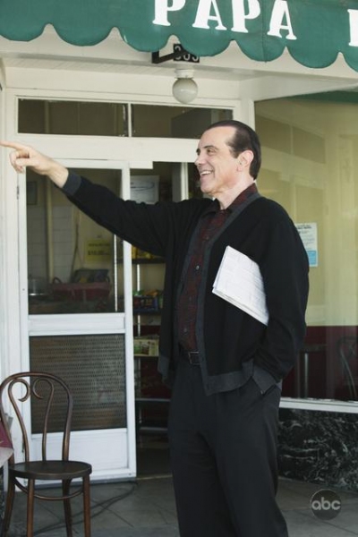 Photo Flash: Chazz Palminteri Guests On ABC's 'Modern Family' Sneak Peak Image