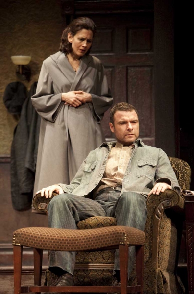 Photo Flash: A VIEW FROM THE BRIDGE on Broadway Now in Previews! Image