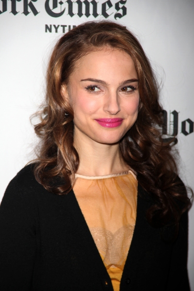 Photo Coverage: Alan Cumming & Natalie Portman at The NY Times Arts & Leisure Weekend Image