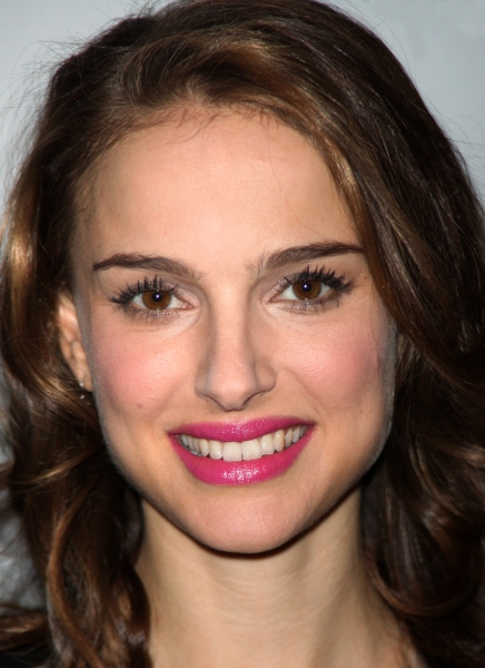Photo Coverage: Alan Cumming & Natalie Portman at The NY Times Arts & Leisure Weekend Image