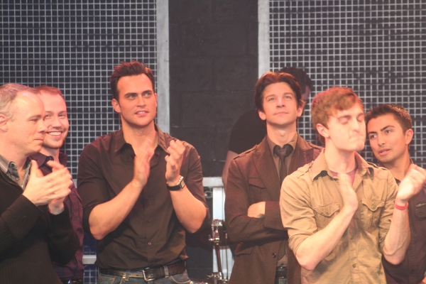 Photo Coverage: Altar Boyz Closing Curtain Call Image