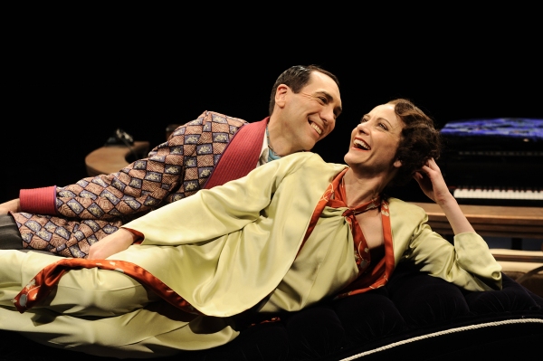Photo Flash: Page 1 Chicago Shakespeare Theater Presents PRIVATE LIVES Image