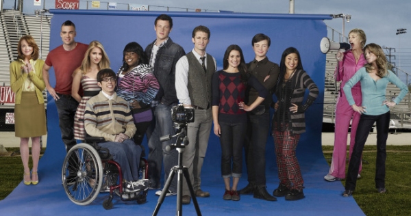 Photo Flash: New GLEE Cast Photos; Show Returns April 13 Image