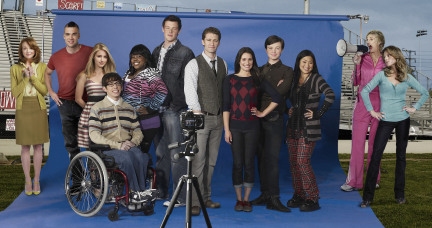 Photo Flash: New GLEE Cast Photos; Show Returns April 13 Image