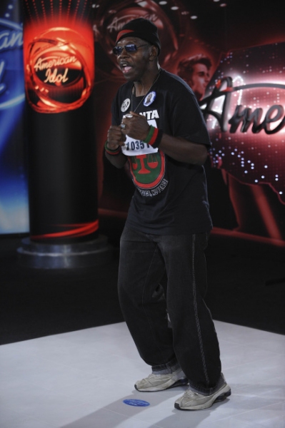 Photo Flash: 'IDOL' Photo Recap - Boston & Atlanta Auditions Image