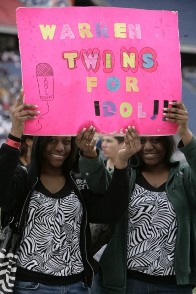 Photo Flash: 'IDOL' Photo Recap - Boston & Atlanta Auditions Image