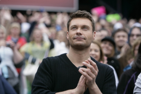 Photo Flash: 'IDOL' Photo Recap - Boston & Atlanta Auditions Image