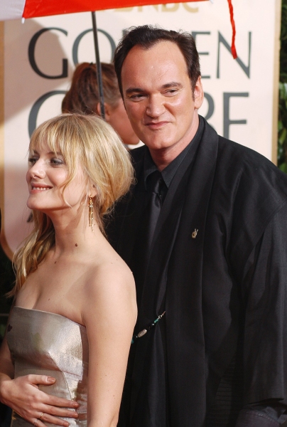 Photo Coverage: Golden Globe Awards Arrivals Part 1 Image