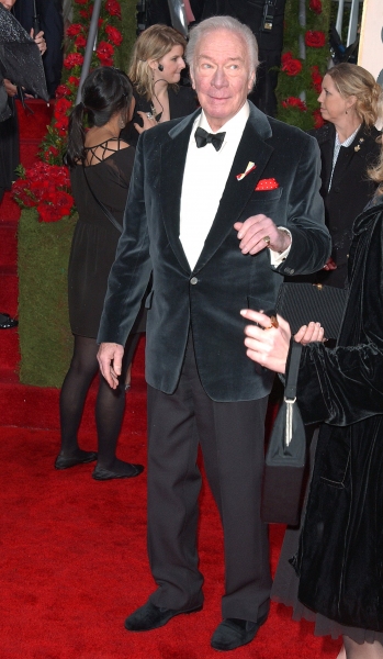 Photo Coverage: Golden Globe Awards Arrivals Part 1 Image