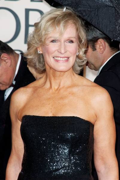 Photo Coverage: Golden Globe Awards Arrivals Part 1 Image