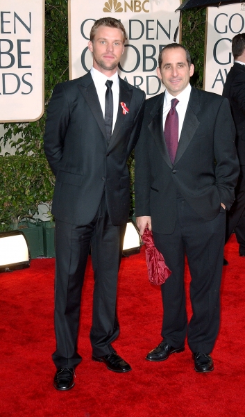 Photo Coverage: Golden Globe Awards Arrivals Part 1 Image