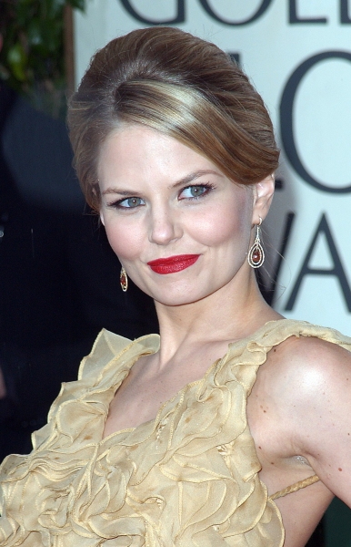 Photo Coverage: Golden Globe Awards Arrivals Part 2 Image