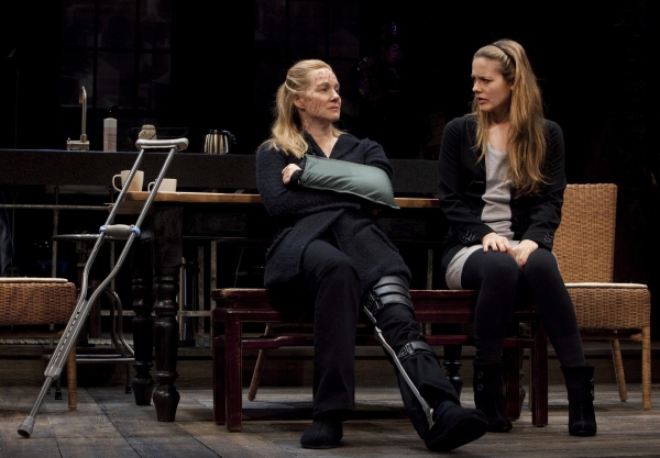 Photo Flash: TIME STANDS STILL on Broadway Image