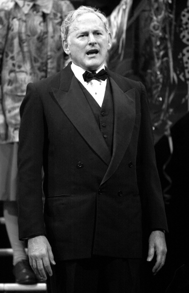 Photo Coverage: PRESENT LAUGHTER Opening Night Curtain Call Image