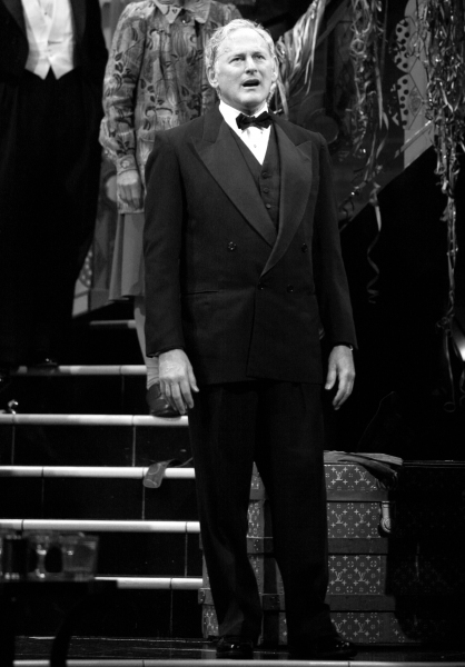 Photo Coverage: PRESENT LAUGHTER Opening Night Curtain Call Image