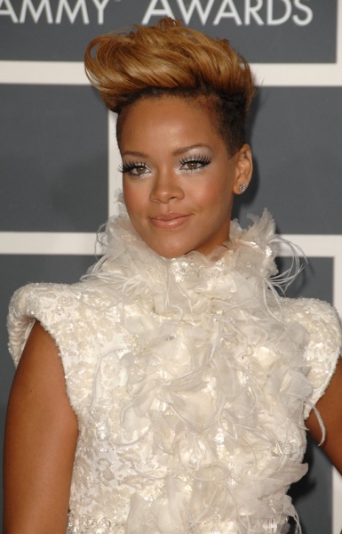 Photo Coverage: Grammy Awards Red Carpet Image