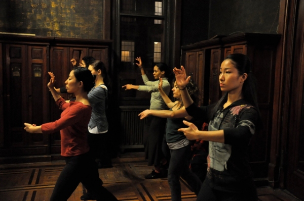 Photo Flash: In Rehearsal with WeildWorks' FETES DE LA NUIT; Opens 2/8 at Ohio Theatre Image