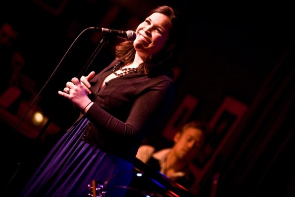 Photo Flash: Lindsay Mendez & Limbsakimbo at Birdland Image