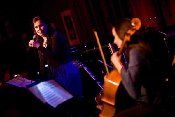 Photo Flash: Lindsay Mendez & Limbsakimbo at Birdland Image