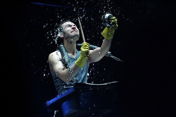 Photo Flash: STOMP Comes To The Bank Of America Theatre Image