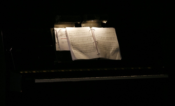 Photo Coverage: YANK! Sneek Preview for the Press (Part One) Image