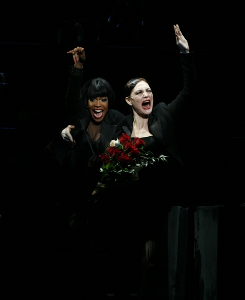 Photo Coverage: Michelle Williams Bows in CHICAGO Image