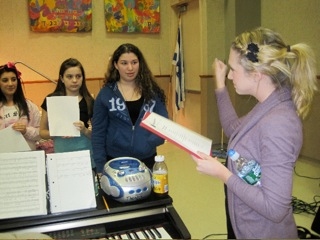 Photo Flash: Bailey Hanks Leads LEGALLY BLONDE Workshop Image