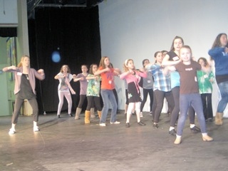 Photo Flash: Bailey Hanks Leads LEGALLY BLONDE Workshop Image