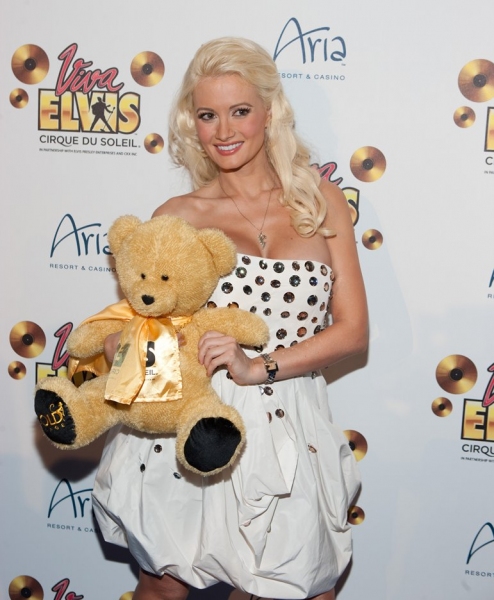 Photo Coverage: Cirque Du Soleil VIVA ELVIS Premieres in Las Vegas Image