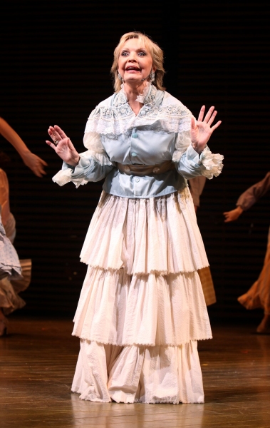 Photo Coverage: BROADWAY BACKWARDS 5 - The Woman Image