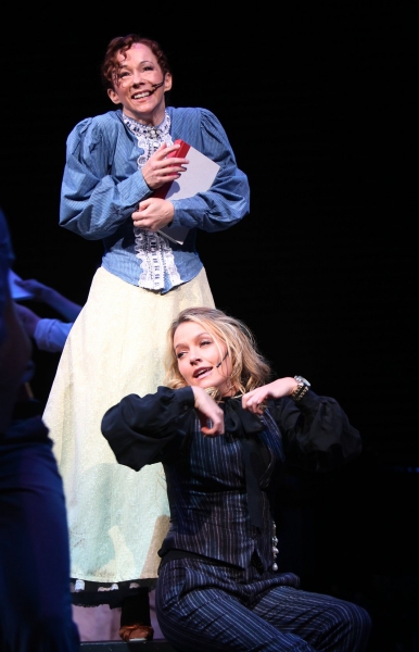 Photo Coverage: BROADWAY BACKWARDS 5 - The Woman Image