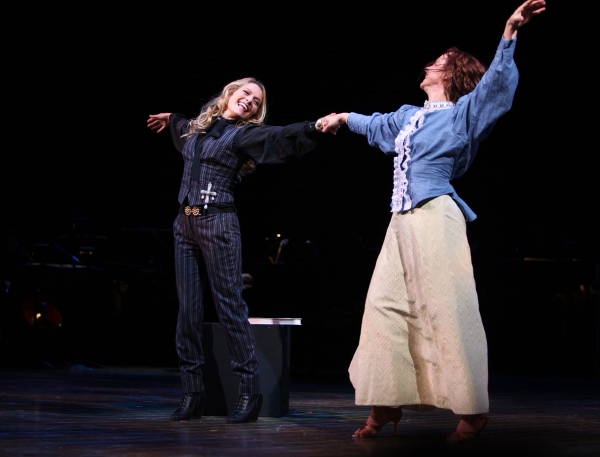 Photo Coverage: BROADWAY BACKWARDS 5 - The Woman Image