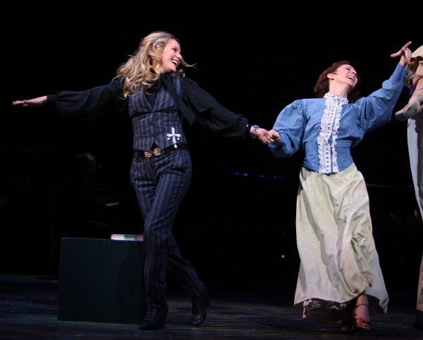 Photo Coverage: BROADWAY BACKWARDS 5 - The Woman Image