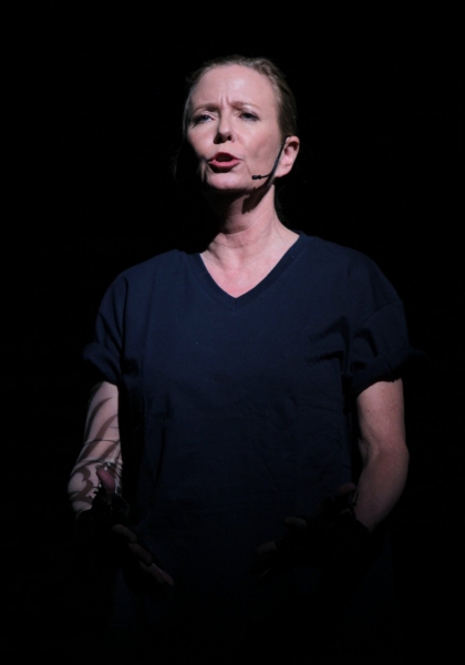 Photo Coverage: BROADWAY BACKWARDS 5 - The Woman Image