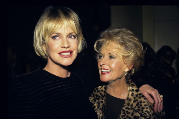 Photo Flash: Melanie Griffith Honors Mom Tippi Hedren with Achievement Award, 3/20 Image