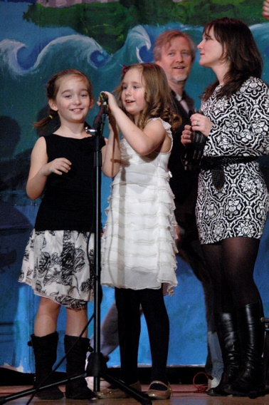 Photo Coverage: Brian d'Arcy James Leads 'Broadway Stars Rock for School Music' 