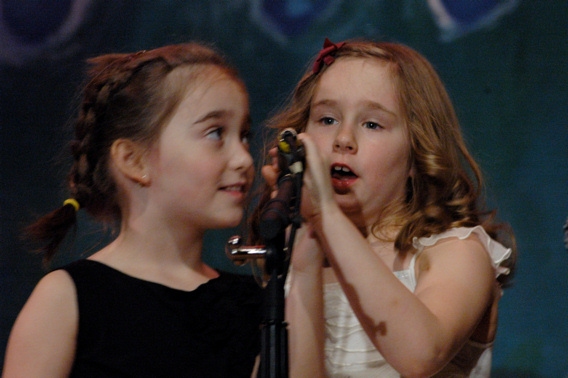 Photo Coverage: Brian d'Arcy James Leads 'Broadway Stars Rock for School Music' Image