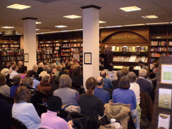 Photo Flash: TACT’s A 'T.S. Eliot Cocktail' at Barnes & Noble 