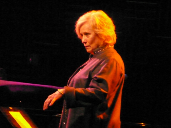 Betty Buckley Photo