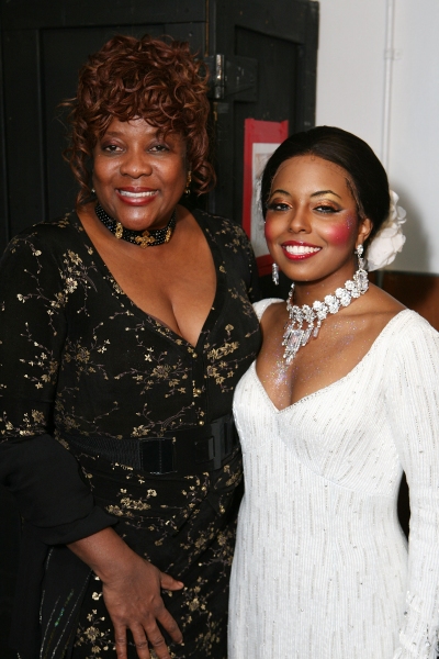 Photo Flash: Devine, Ralph & Holliday Attend Opening of DREAMGIRLS at Ahmanson Theatre 