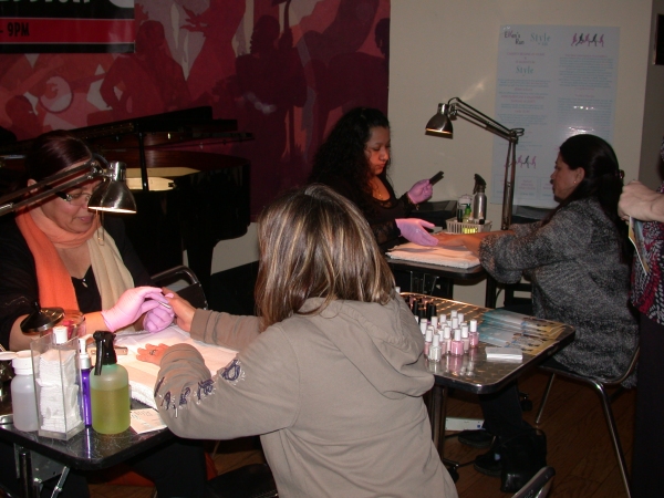Photo Flash: Bay Street’s Inaugural Girls Night Out A Success! 