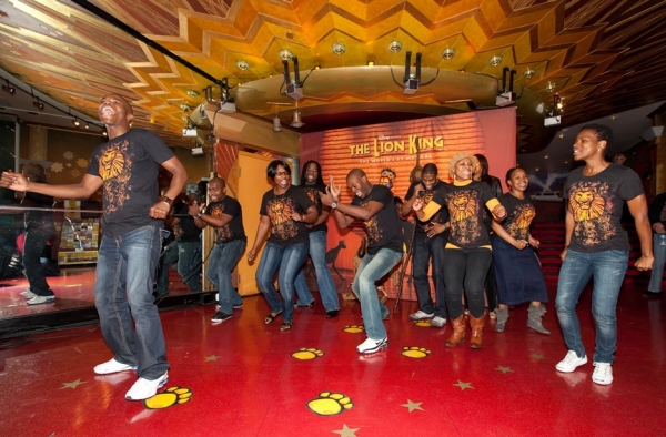 Photo Coverage: Lion King Cast Members Celebrate Unveiling at Madame Tussauds Las Vegas Image