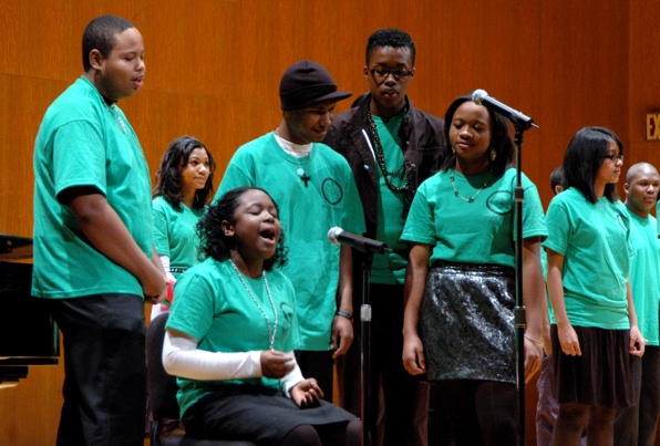 Photo Coverage: FELA!'s Kevin Mambo Leads Sing for Hope-Art U! Program Image