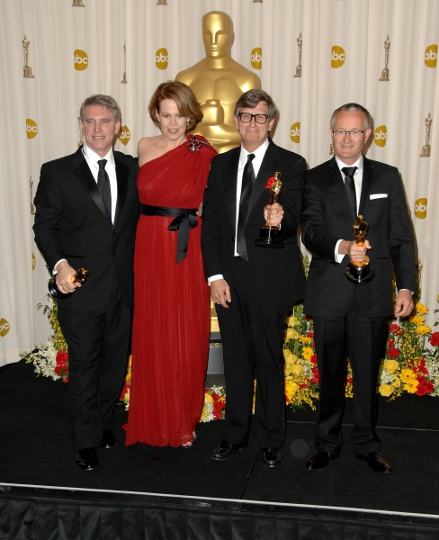 Photo Coverage: Inside the Oscar Press Room! Image