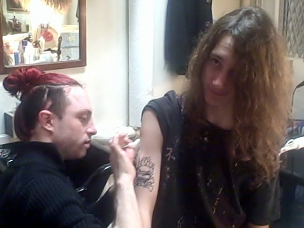 Photo Flash: ROCK OF AGES Fan & Contest Champ Gavin Knox Wins Temptu Tattoo Image