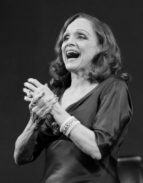 Photo Coverage: LOOPED Opening Night Curtain Call Image