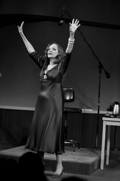 Photo Coverage: LOOPED Opening Night Curtain Call Image
