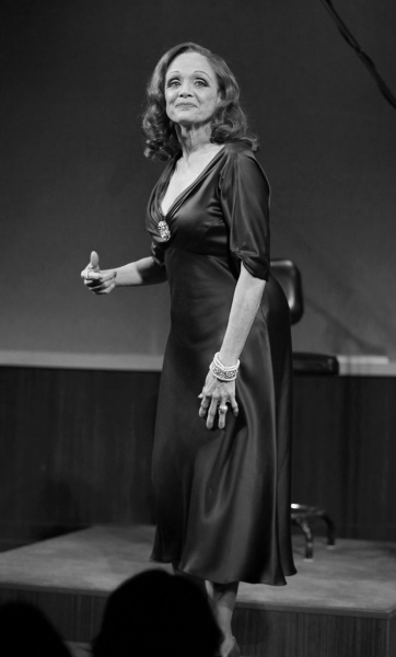 Photo Coverage: LOOPED Opening Night Curtain Call Image